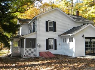 997 Towpath Rd, Hawley, PA 18428
