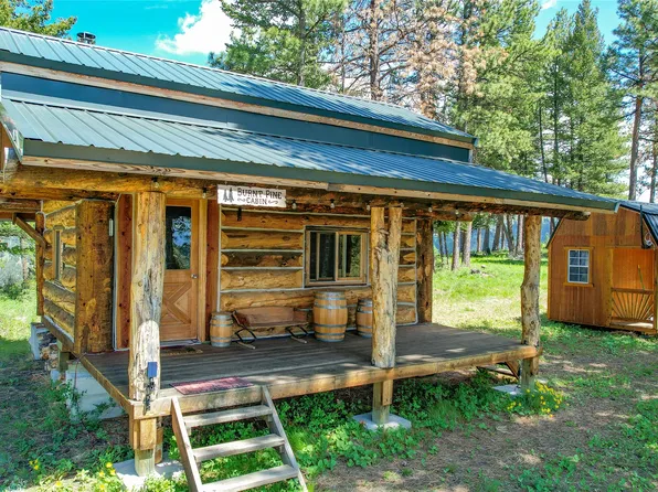 3408 Whiskey Jack Ln, Hamilton, MT 59840