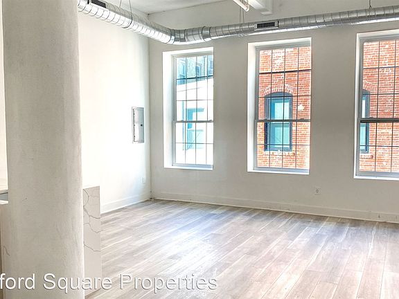 5th image of 1229-33 Belmont Ave #3-4