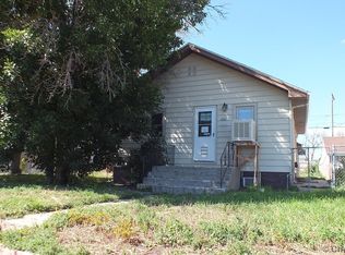 2412 E 12th St, Cheyenne, WY 82001