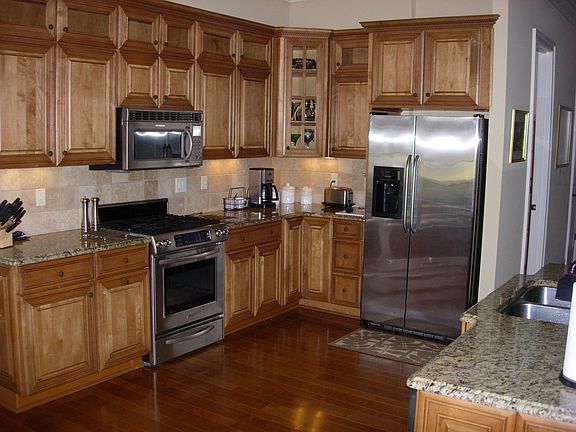 5th image of 849 Ironwood Ln