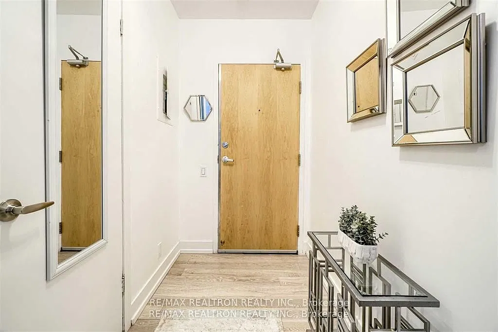 1 bed, $2,400 — Photo 3