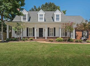 444 Pine Grove Dr, Collierville, TN 38017