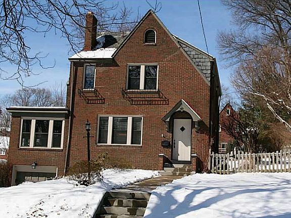 2nd image of 140 Inglewood Dr