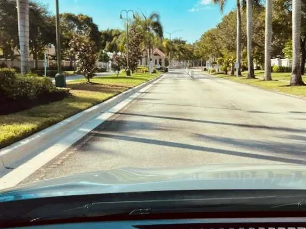 4735 SW 14th St, Deerfield Beach, FL 33442