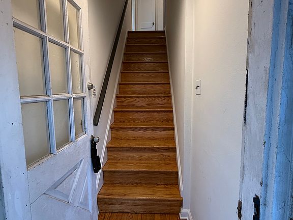 3rd image of 128 W Elkinton Ave Floor 2