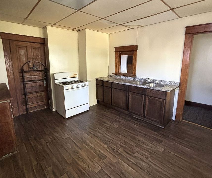 1st image of 1109 Sycamore St #2