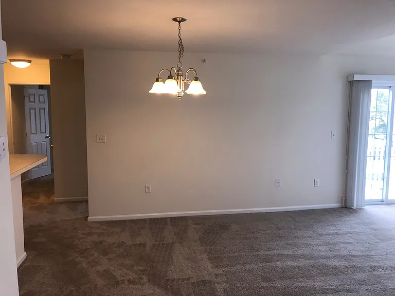 The Apartments At Weatherby — Photo 16