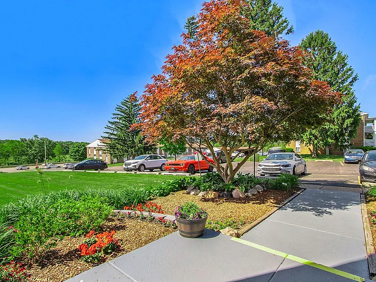 Georgetown Estates — Photo 27