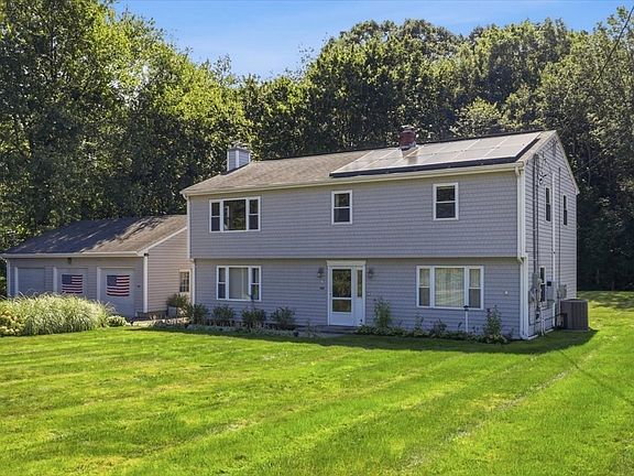 3rd image of 770 Old Warren Rd