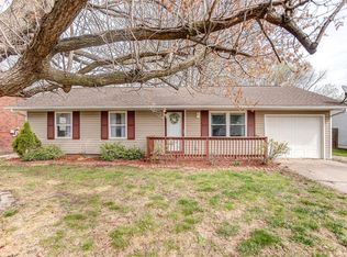 114 George St, Brighton, IL 62012