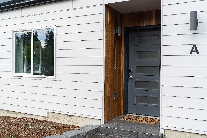 1 bed, 400 sqft, $1,600 — Photo 3