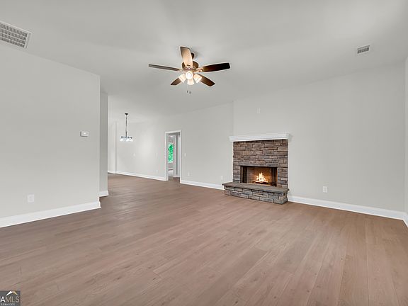 5th image of 188 Ayers Rd