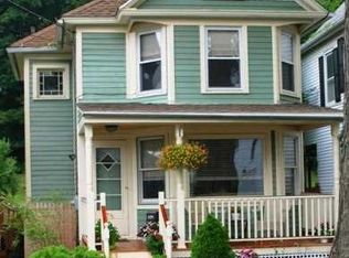 78 Brewster St, Kingston, NY 12401