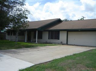 2215 Vail Dr, Port Lavaca, TX 77979
