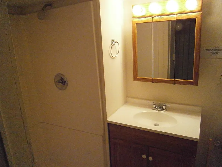 211 Williams St #1 — Photo 8