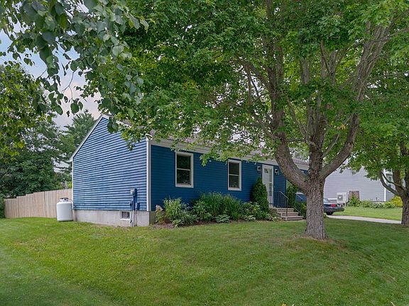 4th image of 106 Beverly Street
