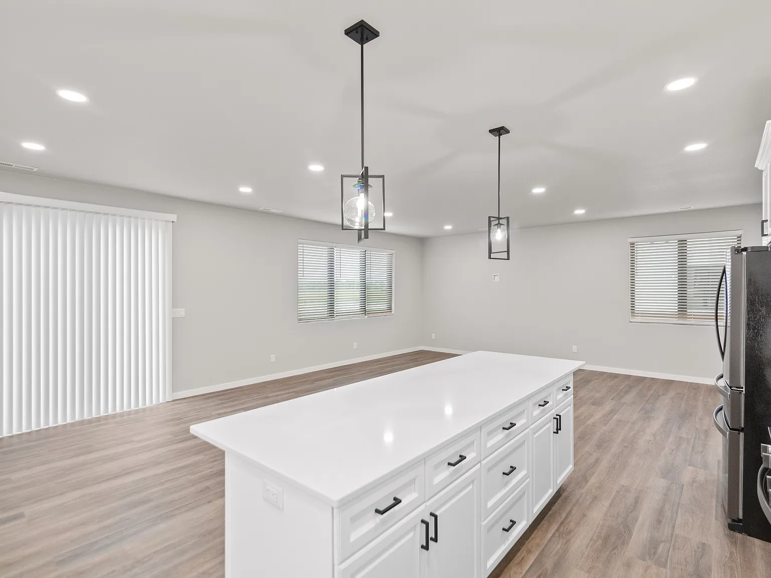 Paradise Valley Townhomes & Apartments — Photo 4