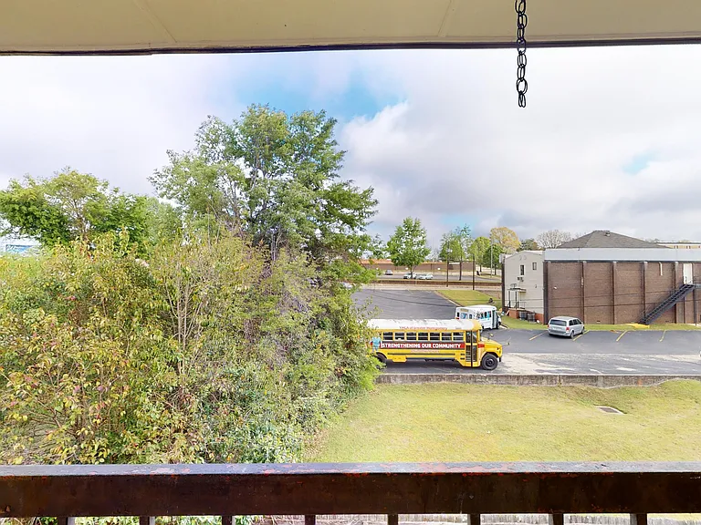 827 S Perry St — Photo 15