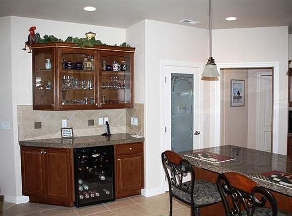 4th image of 217 Bear Dr