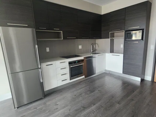 36 Park Lawn Rd, Toronto, ON