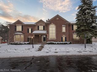 259 Sheffield Ct #3, Canton, MI 48188