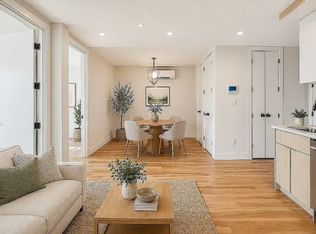 438 Union Ave #302B, Brooklyn, NY 11211