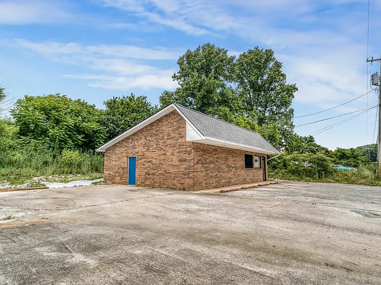 2116 S Roane St — Photo 20