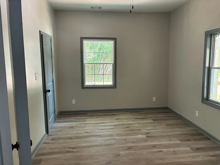 542 Elm St — Photo 20