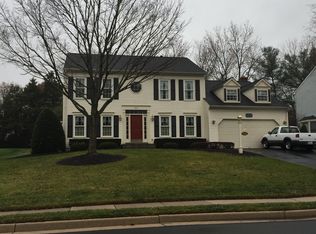 5231 Glen Meadow Rd, Centreville, VA 20120