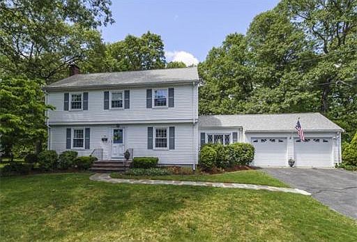 1st image of 39 Governor Winthrop Ln