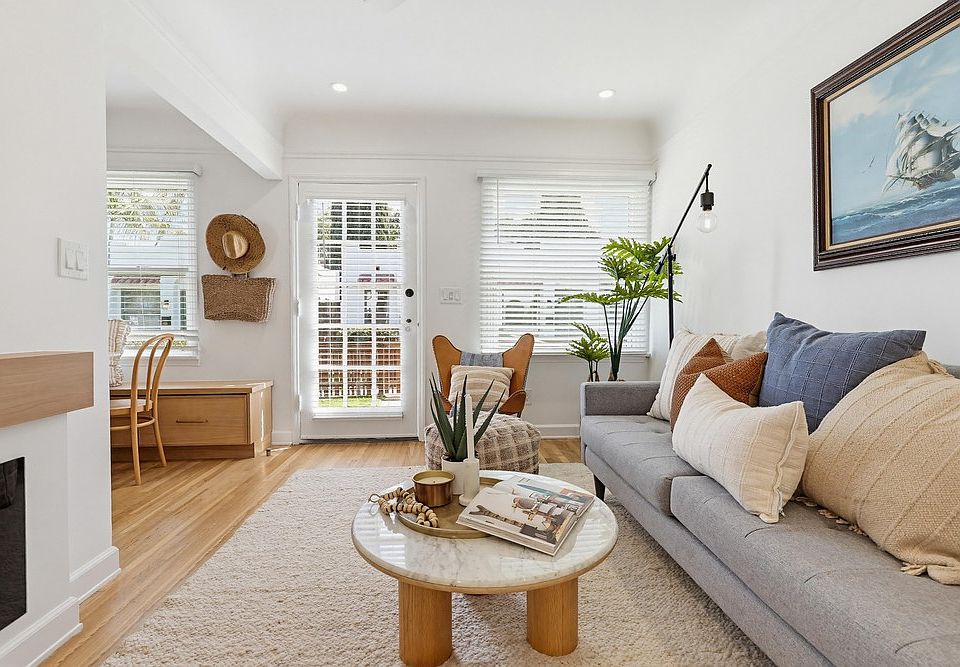 1st image of 3370 Grim Ave #3370