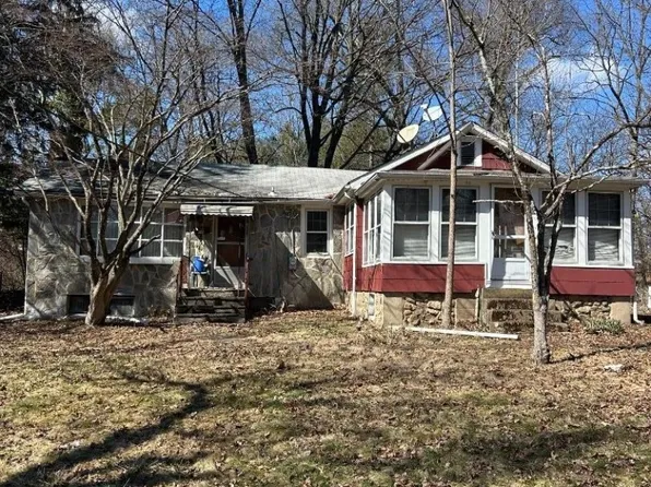 56 Burnet St, Livingston Twp., NJ 07039