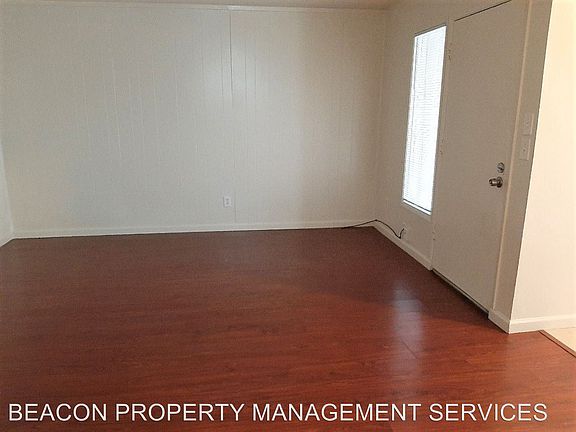 4th image of 924 S Garfield St APT 05