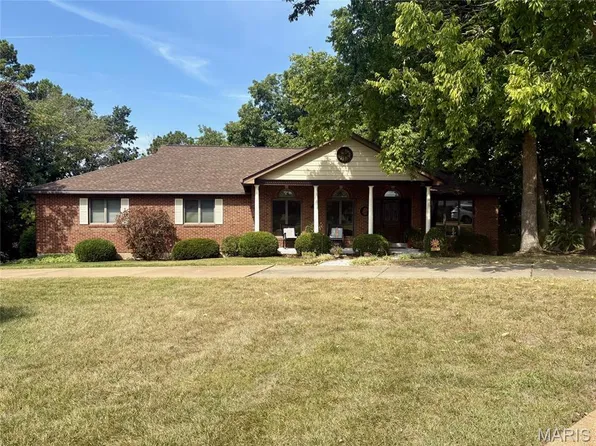 23 Mount Carmel Ct, Fenton, MO 63026