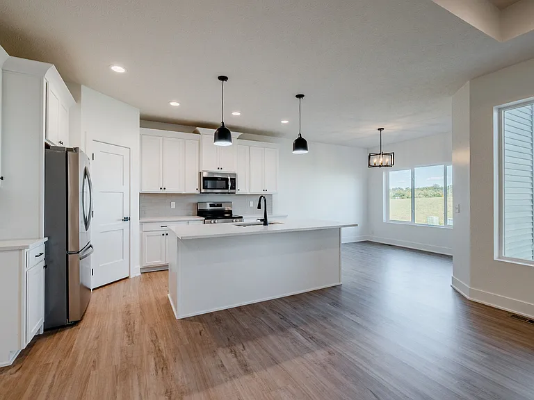 8620 S 49th St — Photo 11