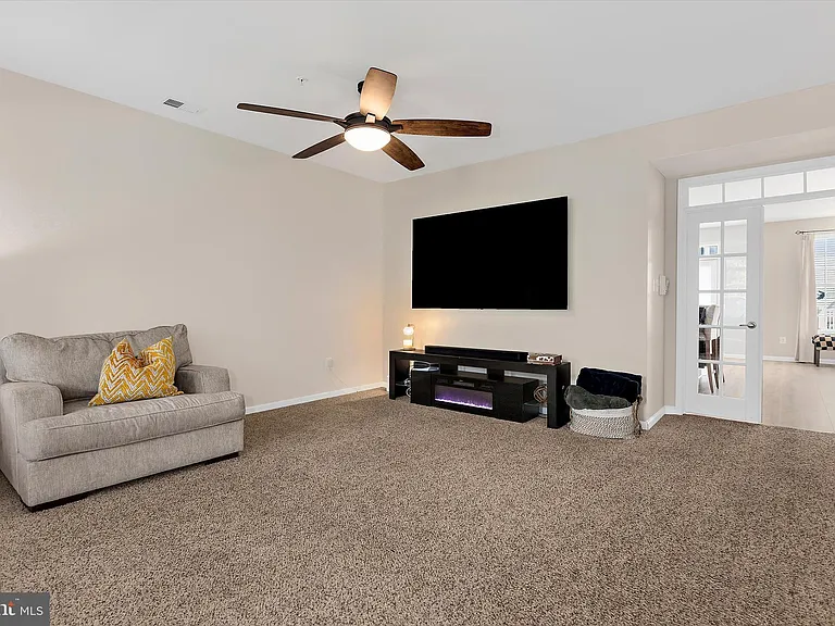 364 Chessington Dr — Photo 9