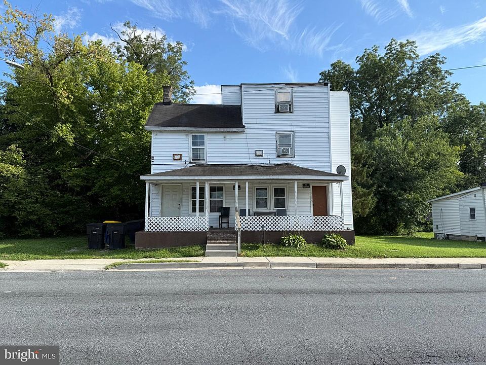 1st image of 44 Lincoln St