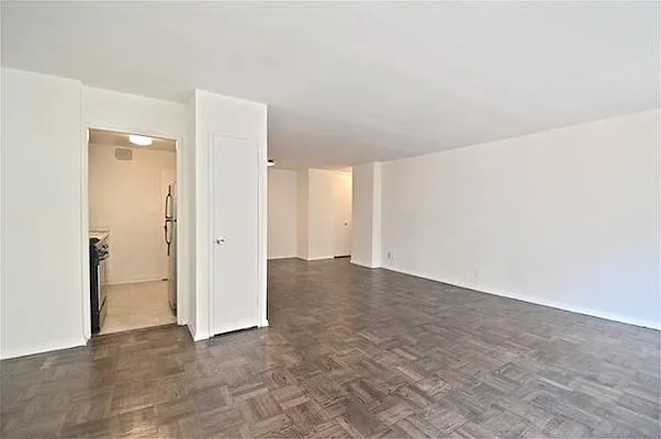 Sold by Maz Group NY | media 18