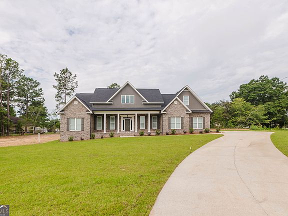 2nd image of 359 Amanda Dr