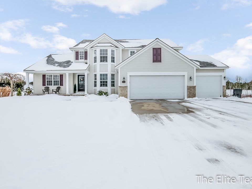 1st image of 10860 Pine Cone Ct