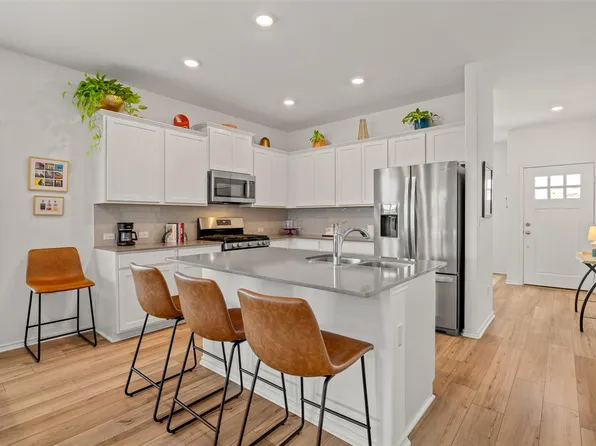 430 Buenos Aires, Kyle, TX 78640