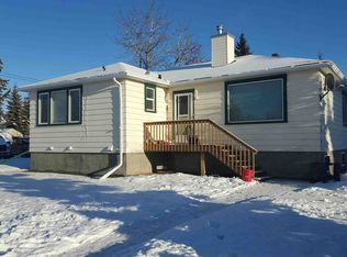 5138 49th St #A, Olds, AB T4H1H4
