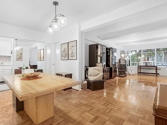 2nd image of 45 W 54th St #2C