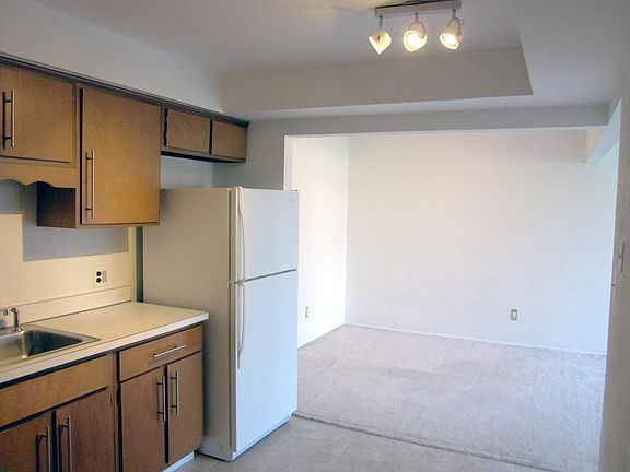 4th image of 8219 Karam Blvd Unit 2