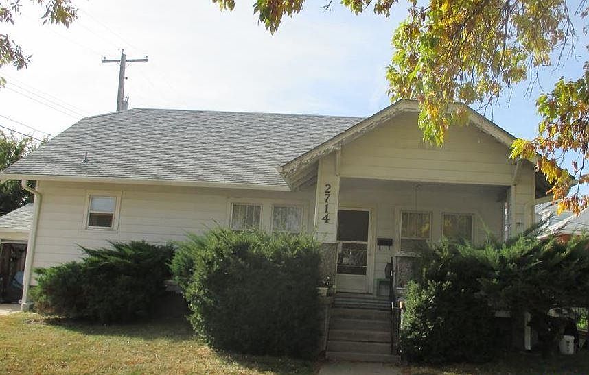 1st image of 2714 7th Ave