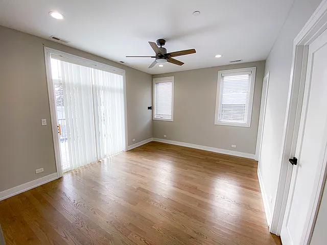 3 bed, 2.5 bath, 2200 sqft, $3,575 — Photo 3