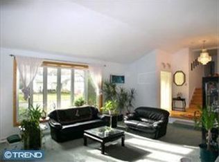 165 Mansfield Blvd N, Cherry Hill, NJ 08034