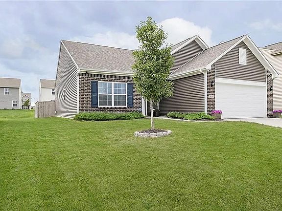 2nd image of 4854 Dunlin Dr
