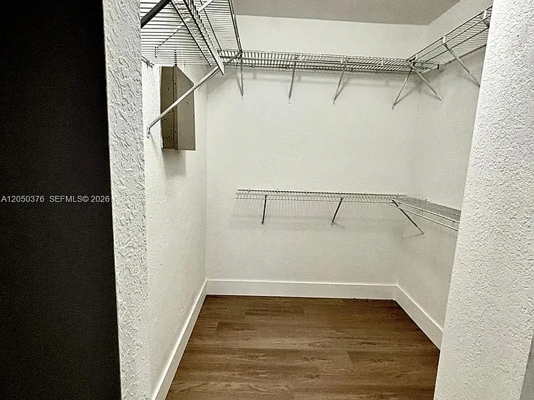3514 W 76th St #203 — Photo 8